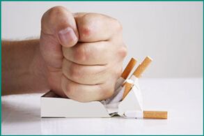 Sigarayı bırakmak erkeklerde gücün restorasyonuna katkıda bulunur